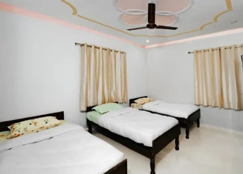 triple-sharing-room
